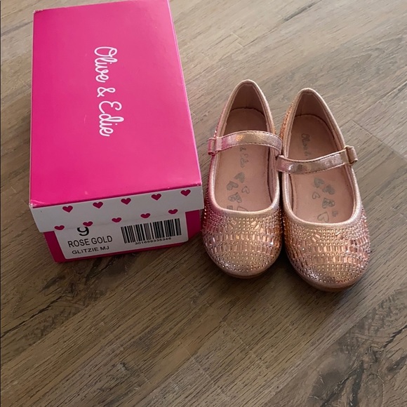 olive & edie Other - Olive & Edie Mary Jane shoes